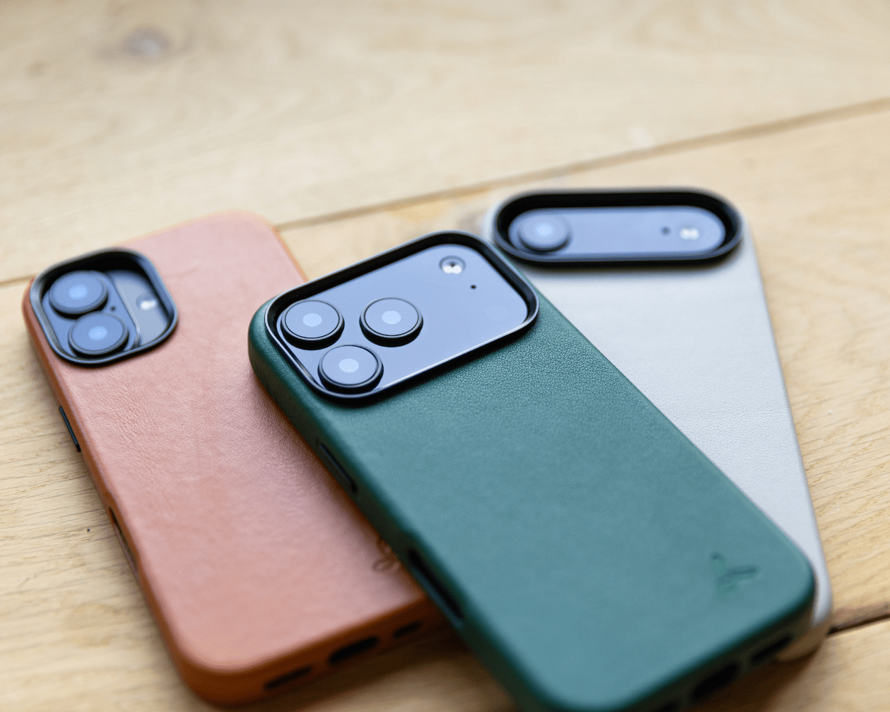 Apple iPhone Air - Metro Slim Leather Phone Case