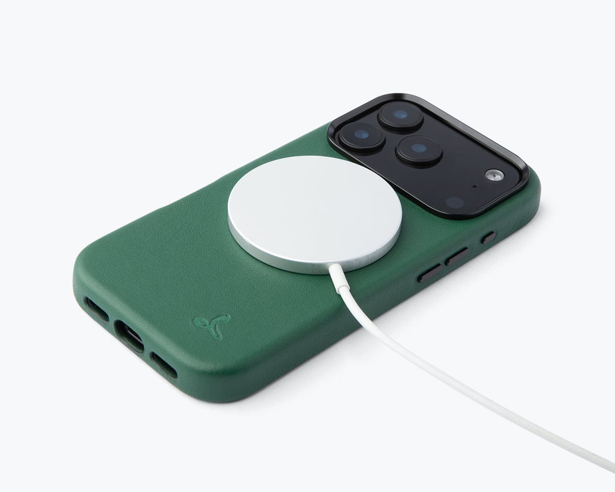 Apple iPhone 17 Pro Max  - Metro Slim Leather Phone Case