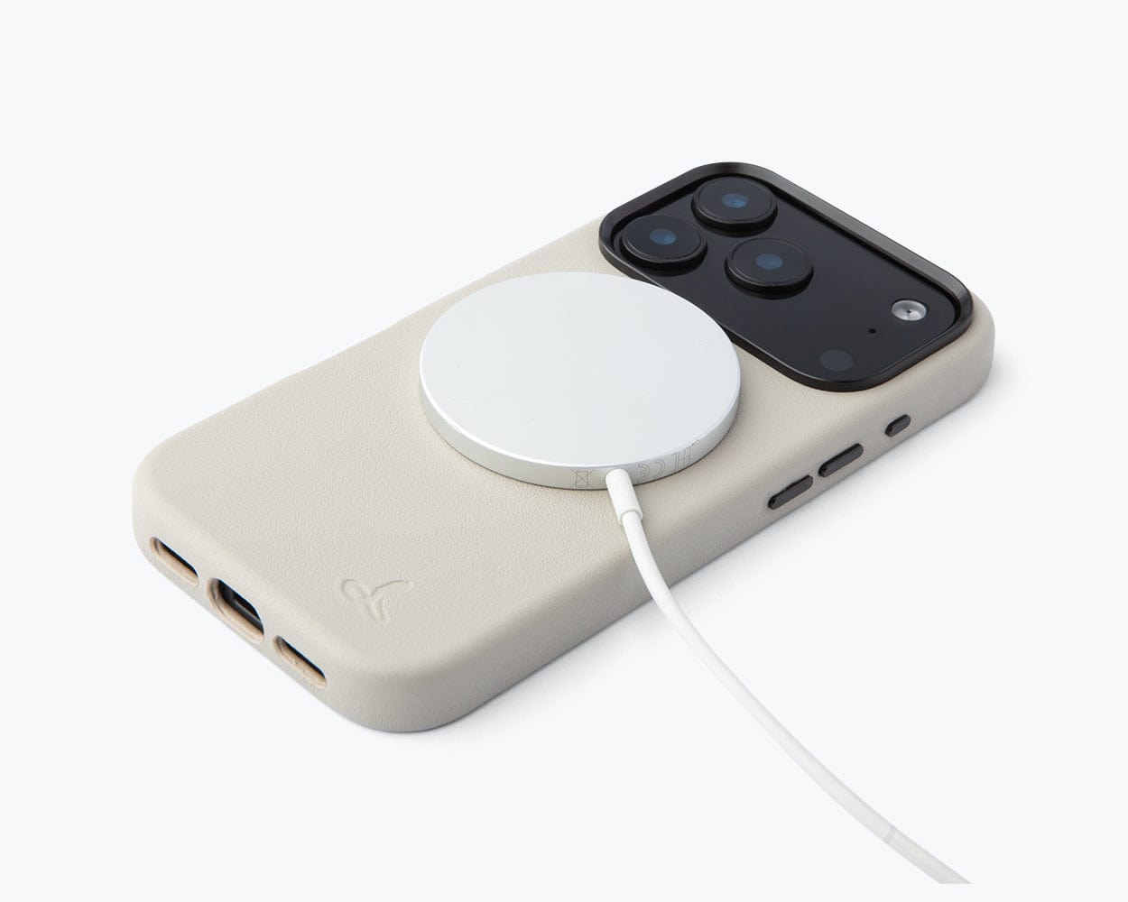 Apple iPhone 17 Pro Max  - Metro Slim Leather Phone Case