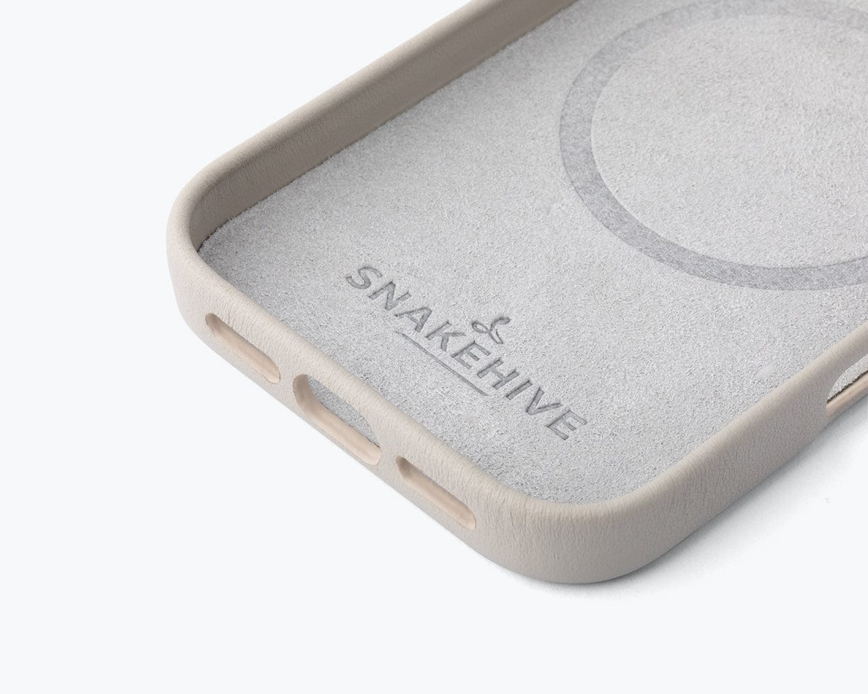 Apple iPhone 17 Pro  - Metro Slim Leather Phone Case