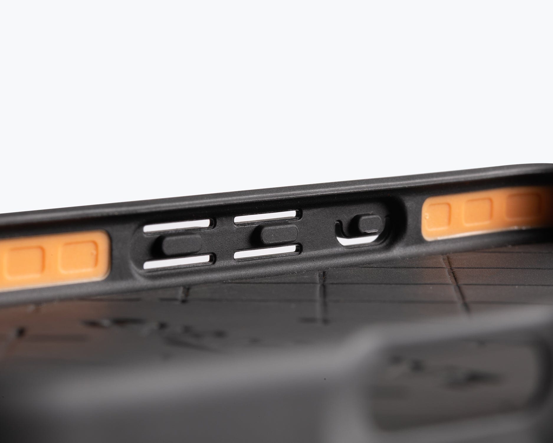 Apple Iphone 16 Pro Max Metro Leather Case - Snakehive UK