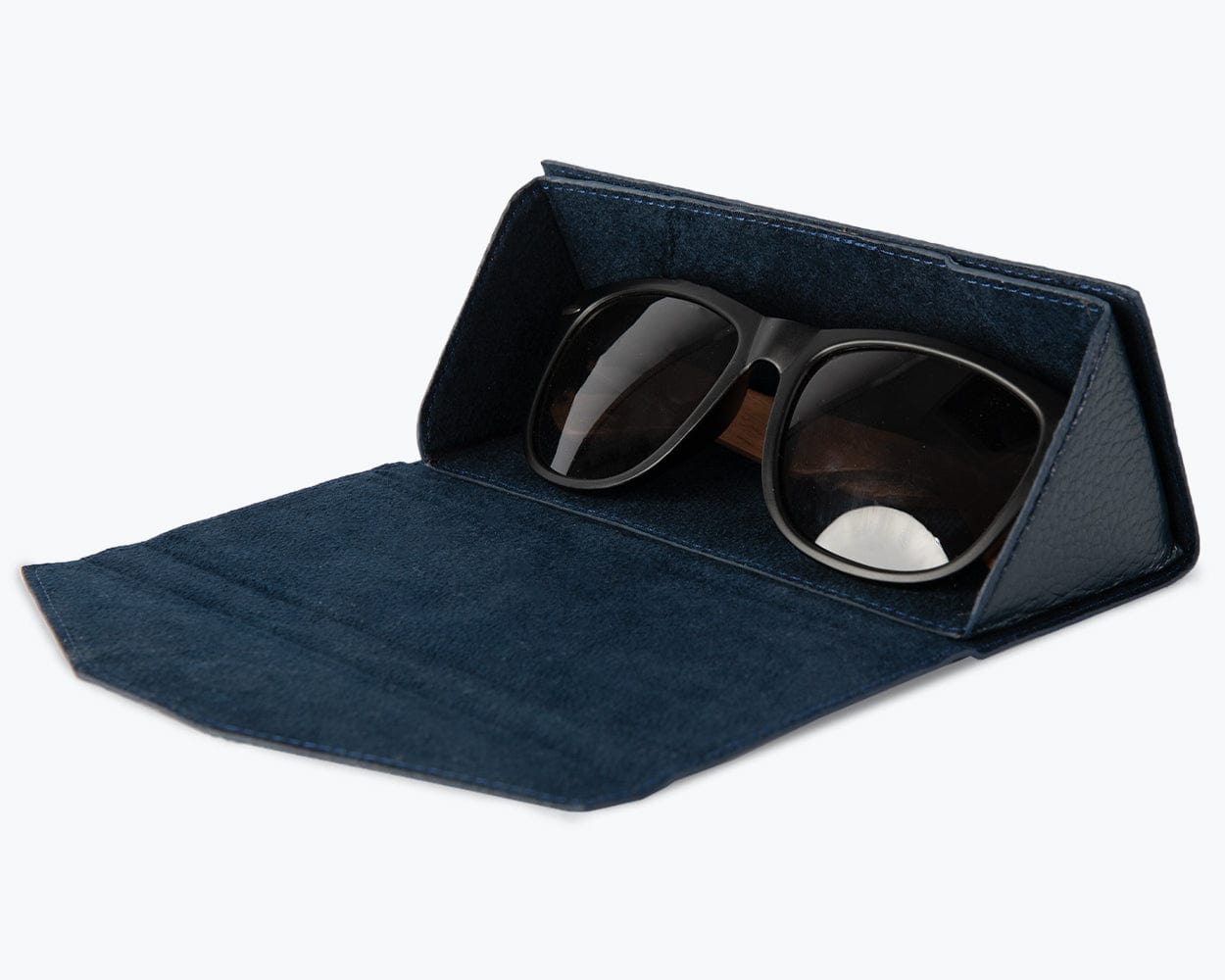 Metro Smart Leather Glasses Case - Snakehive UK