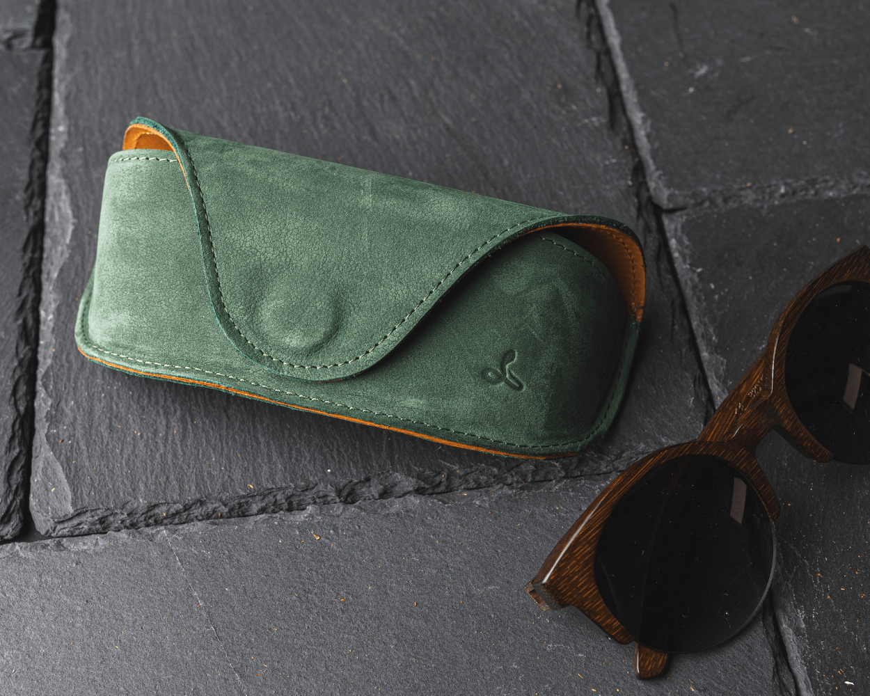 Vintage Leather Glasses Case - Snakehive UK