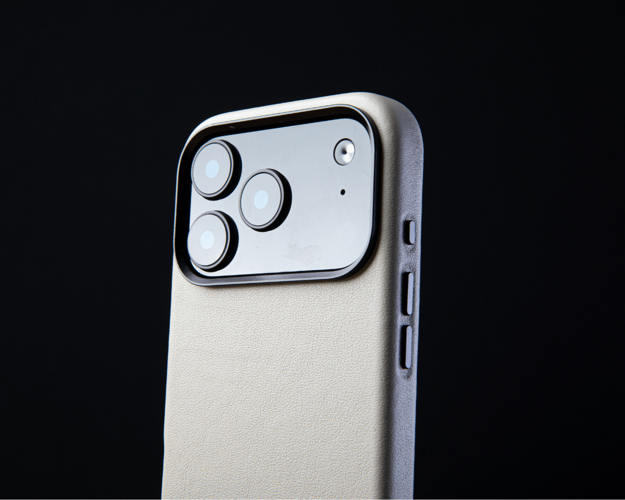 Apple iPhone 17 Pro Max  - Metro Slim Leather Phone Case