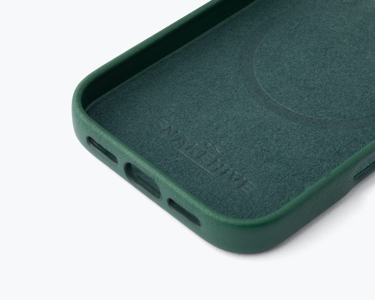 Apple iPhone 17 Pro  - Metro Slim Leather Phone Case